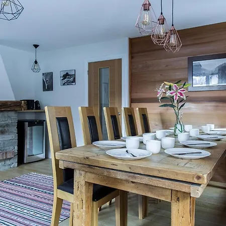 Apartament Chintalaya *